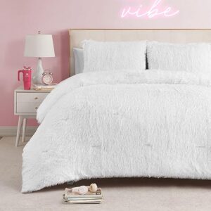 Juicy Couture White Faux Fur Comforter Set