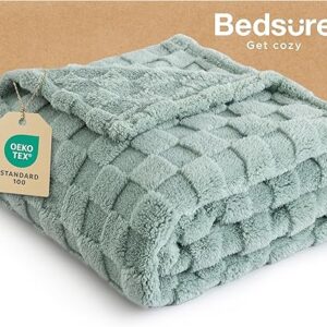 Bedsure Sage Green Fleece Blanket for Couch – Checkered Throw Blanket for Women, Cute Soft Cozy Throw for Girls, 50×60 Inches